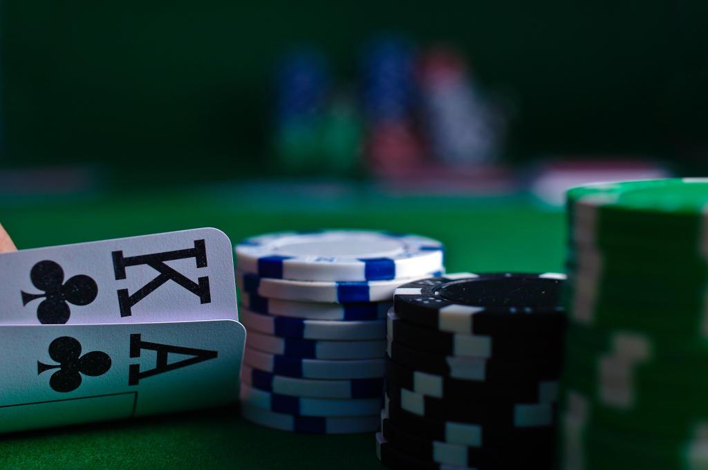 Hvorfor spillere elsker spenningen ved moderne online kasinospill